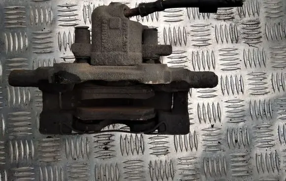 Seat Alhambra (Mk1) Front brake caliper