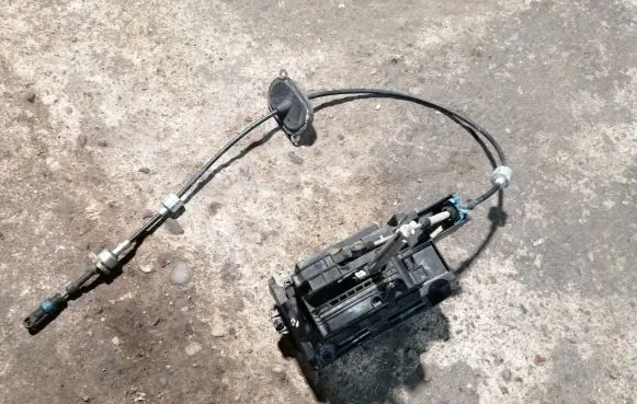 Buick Encore I Gear shifter/selector