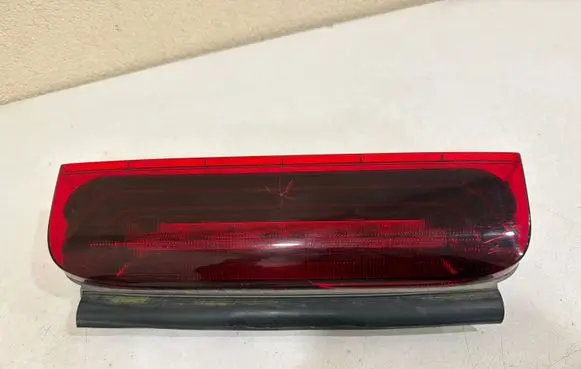 Ford Transit - Tourneo Connect Third/center stoplight T109077M