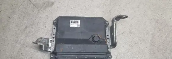 Toyota Prius (XW30) Engine control unit/module 8966147280