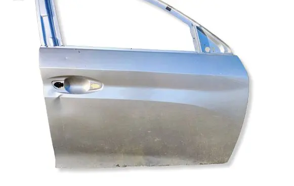 Peugeot 208 II Front door 