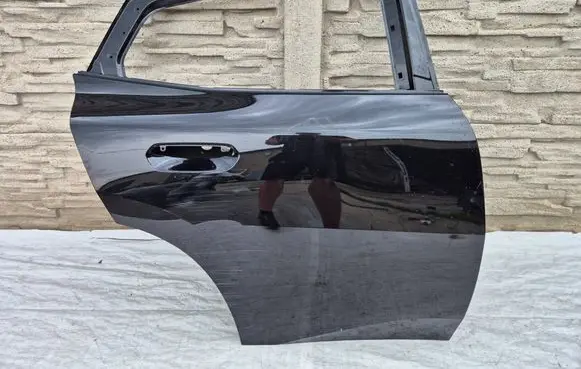 BMW X2 U10 Rear door 1401656