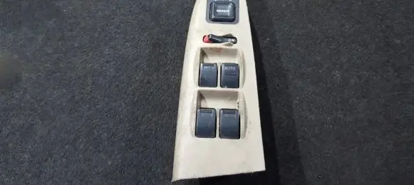 Honda Accord Electric window control switch 83543S1A