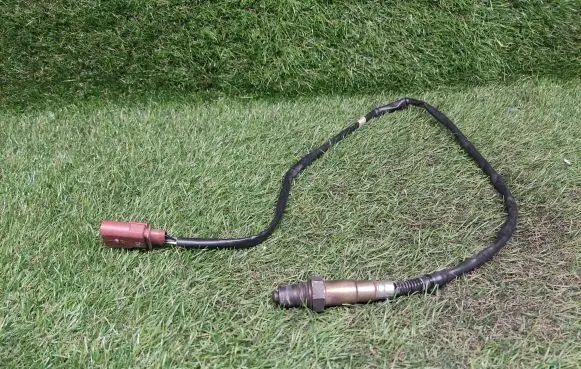 Volkswagen Touareg II Lambda probe sensor 03H906262S 0258010255