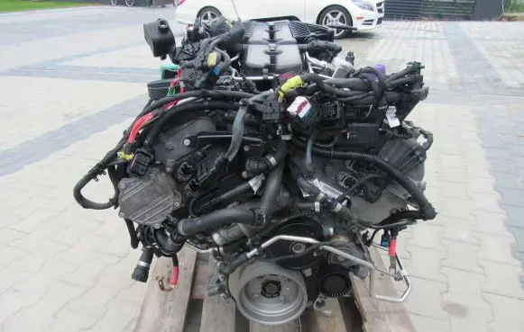 BMW 7 G11 G12 Engine 90643174 N74B66B