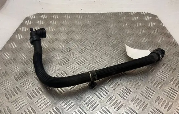Peugeot 3008 II Engine coolant pipe/hose 9822405680