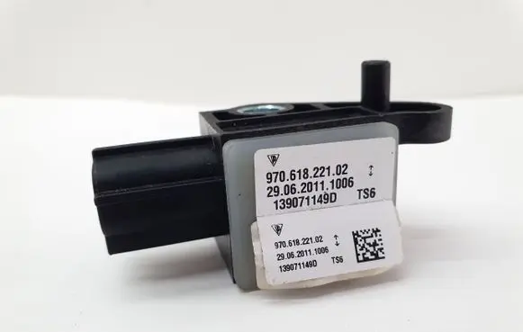 Porsche Panamera (970) Airbag deployment crash/impact sensor 97061822102