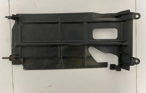 Toyota Yaris Other engine bay part 5328952010 5328952020
