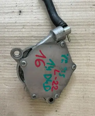 Toyota Auris E180 Vacuum pump