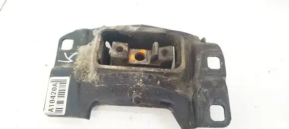 Volvo C30 Engine mount bracket 3M517M121AE