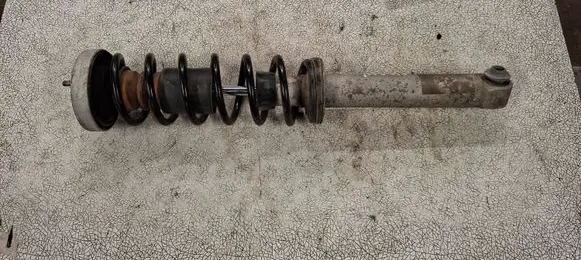 BMW 5 E60 E61 Rear shock absorber/damper 6775059