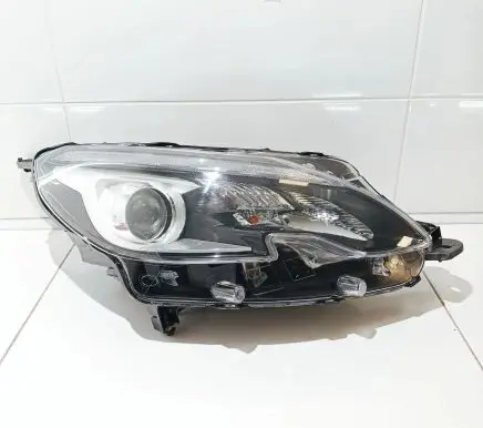 Peugeot 2008 I Headlight/headlamp 9814739580 90091777