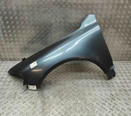 Volkswagen Touareg I Fender 7L6821101K