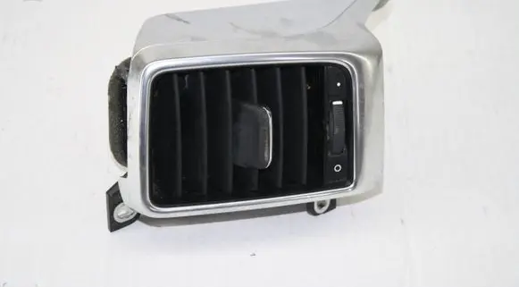 Porsche Panamera (970) Rear air vent grill 970553171