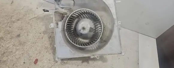 Nissan X-Trail T30 Heater fan/blower 27200