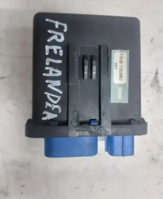 Land Rover Freelander Coolant fan relay YWB100980