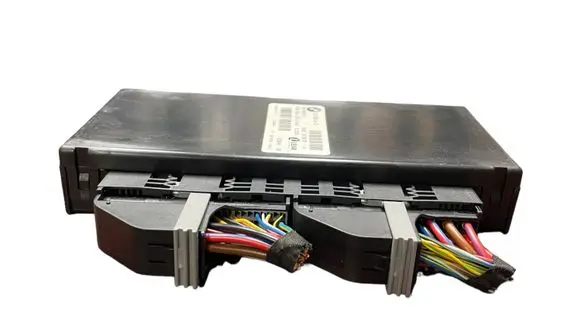 BMW 5 E60 E61 Central body control module 53225686 82321 9176078