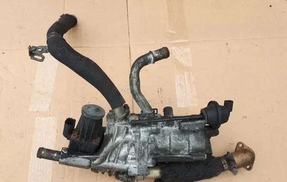 Jaguar XF EGR valve 9X2Q9U438CA 9X209U438CA