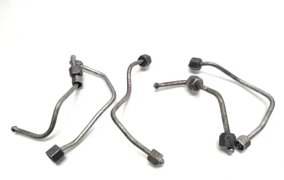 Ford Transit Courier Fuel injector supply line/pipe 