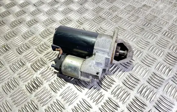 Mercedes-Benz A W169 Starter motor A0051517401 0001108217