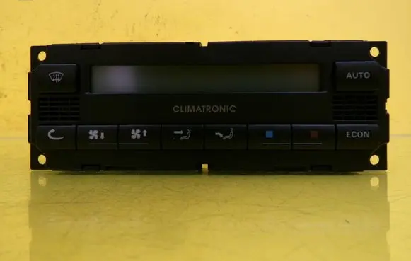 Skoda Octavia Mk1 (1U) Climate control unit 5HB008139-20