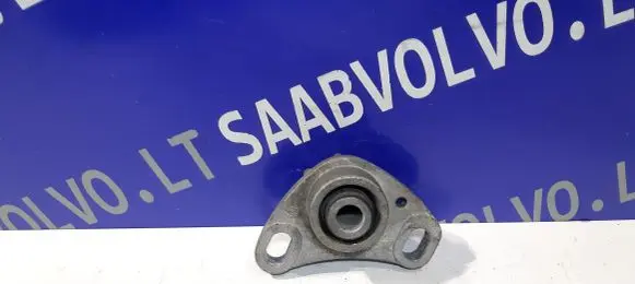 Volvo V70 Engine mount bracket 8666204