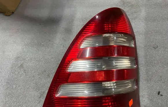 Mercedes-Benz C W203 Rear/tail lights ULO3313