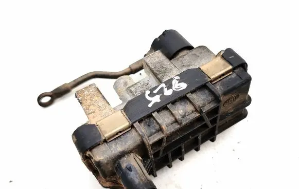 BMW X5 E70 Turbine electric control actuator 6NW009228