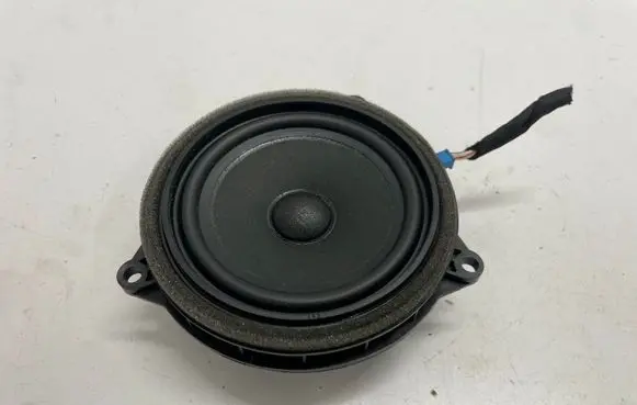 BMW 1 F40 Front door speaker 8715685