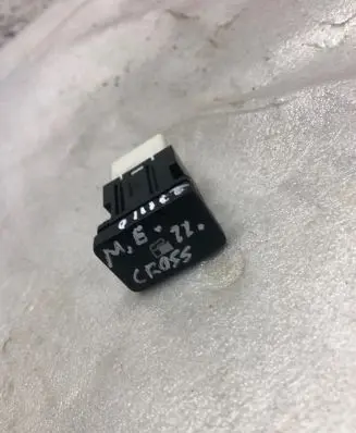Mitsubishi Eclipse Cross Fuel tank opening switch 8616a136