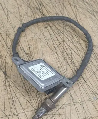 Mercedes-Benz V Class W447 Lambda probe sensor A0009058411