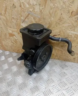 BMW 5 E39 Power steering pump