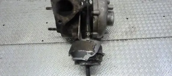 Audi A4 S4 B5 8D Turbo 038269019N