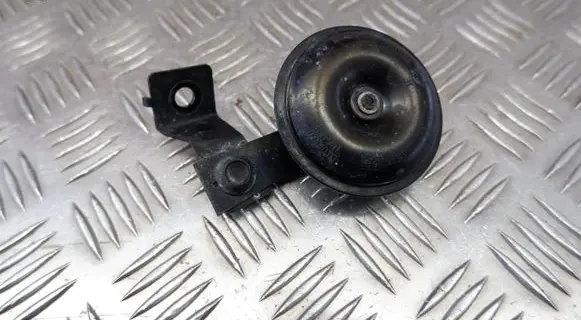 Nissan Leaf II (ZE1) Horn signal 004020