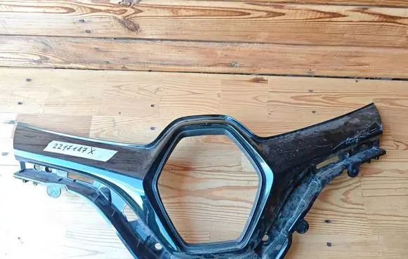 Renault Zoe Front grill 2217187X