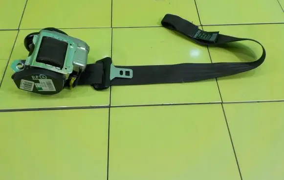 Volvo C70 Front seatbelt 9466918 BEZPIECZENSTWA