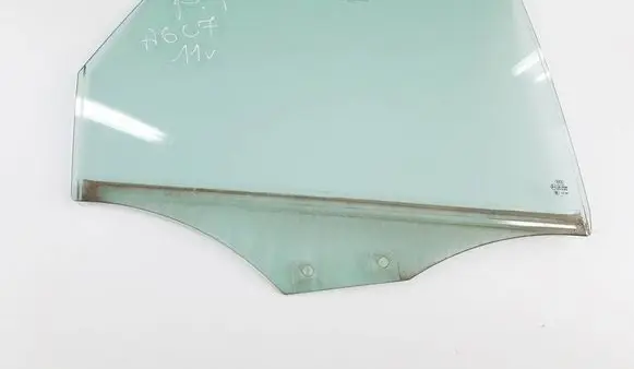 Rear door window glass