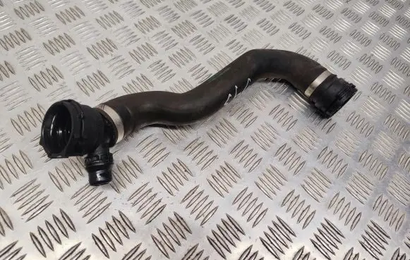 BMW X5 F15 Engine coolant pipe/hose 7644095
