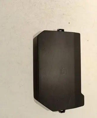 Volkswagen Crafter Fuse box cover 7C0882337