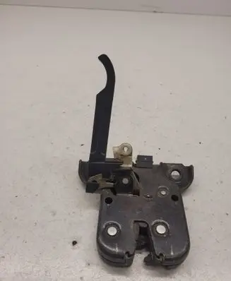 Audi A3 S3 8P Tailgate/trunk/boot lock/catch/latch 8P3827469A