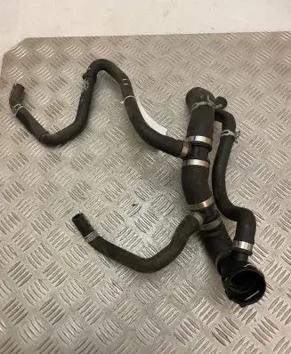 Volvo XC90 Engine coolant pipe/hose 31686003
