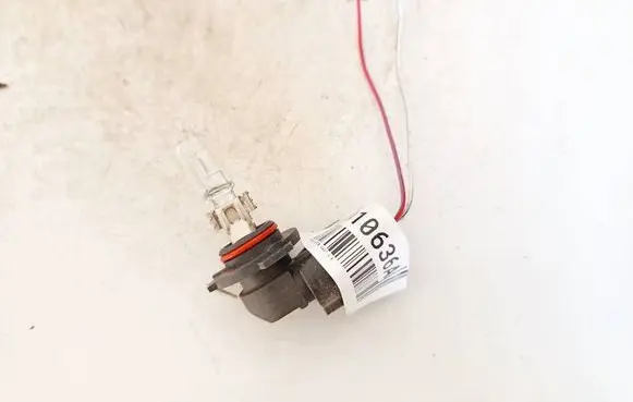 Toyota Auris 150 Rear tail light bulb 