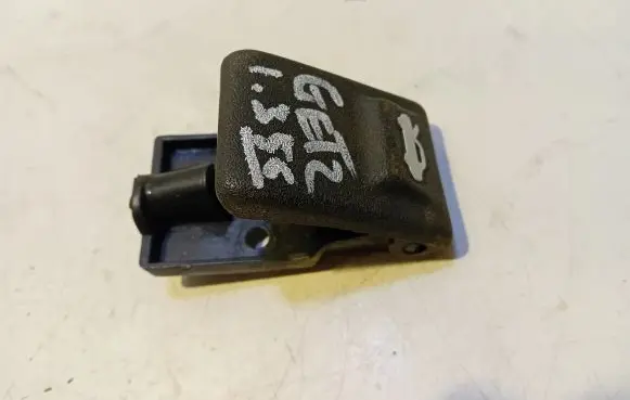 Hyundai Getz Engine bonnet (hood) release handle 81181