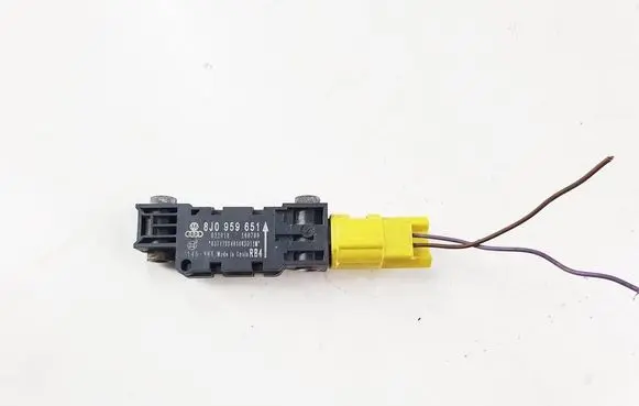 Seat Exeo (3R) Airbag deployment crash/impact sensor 8J0959651-st 8j0959651