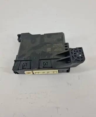 Toyota RAV 4 (XA40) Other control units/modules 8865042600