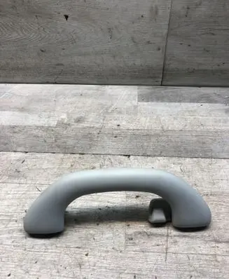 Volkswagen Jetta VI Rear interior roof grab handle 5C6857607A