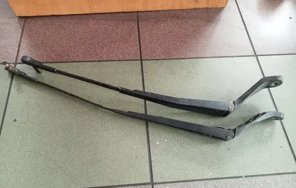 Volkswagen Sharan Front wiper blade arm 7M3955409 7M3955410