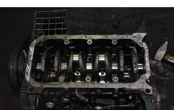 Opel Astra J Engine block A17DTE