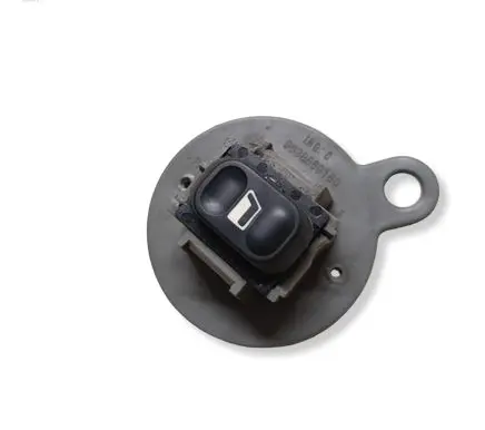 Citroen Xsara Picasso Electric window control switch 9638569180
