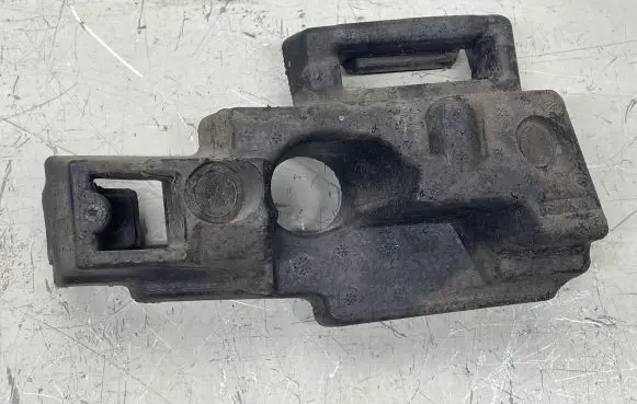 Opel Zafira B Front bumper foam support bar 13263186